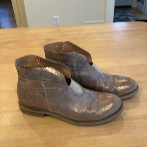 Sundance booties size 39/8.5